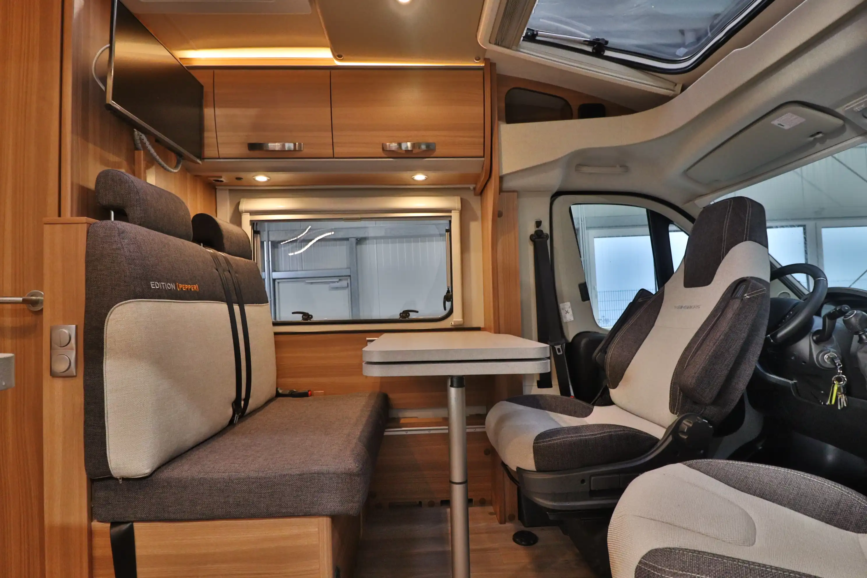 WEINSBERG Cara Compact 600 MEG Edition Pepper